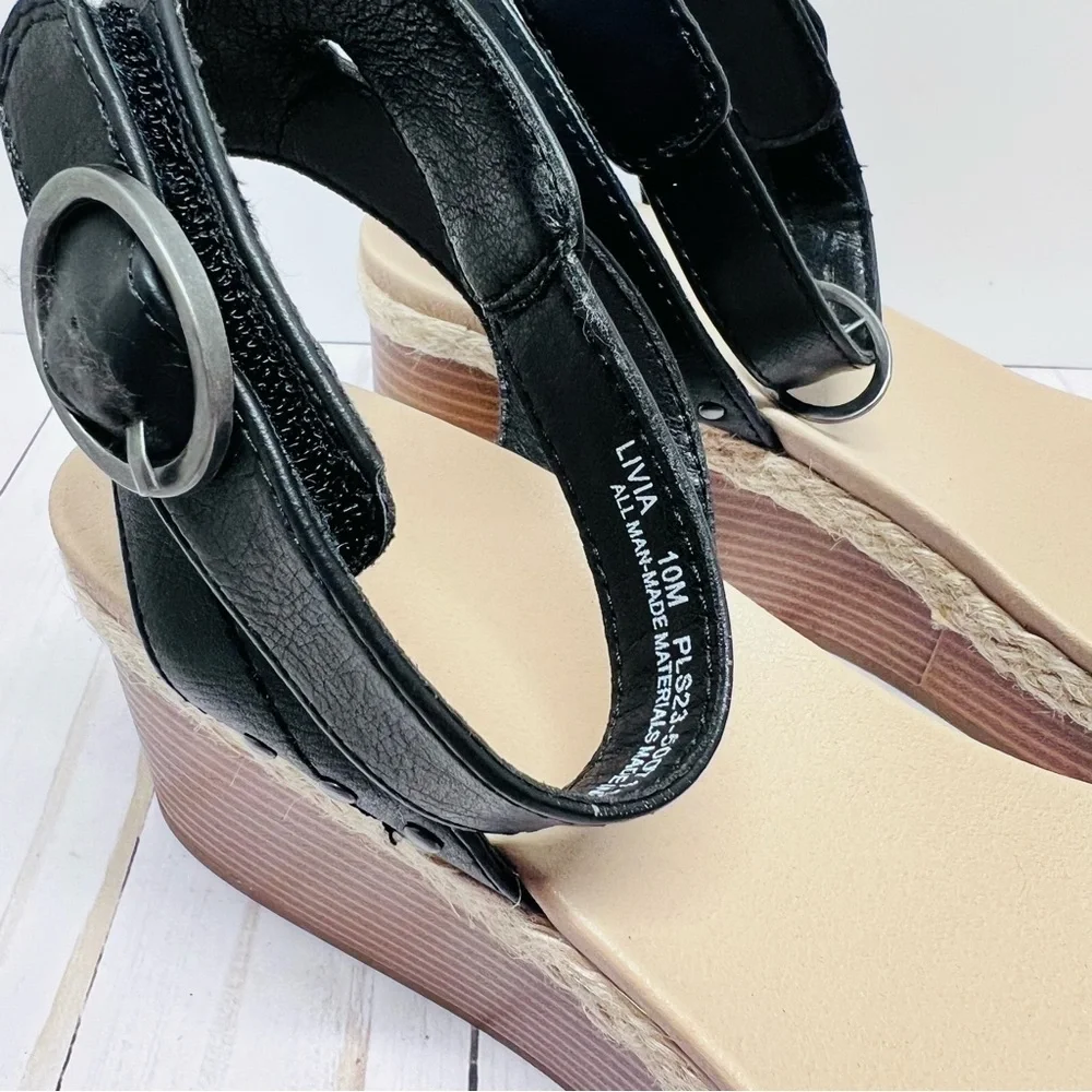 FRYE AND CO. New without Box Livia Black and Tan Wedge Sandals Size 10M